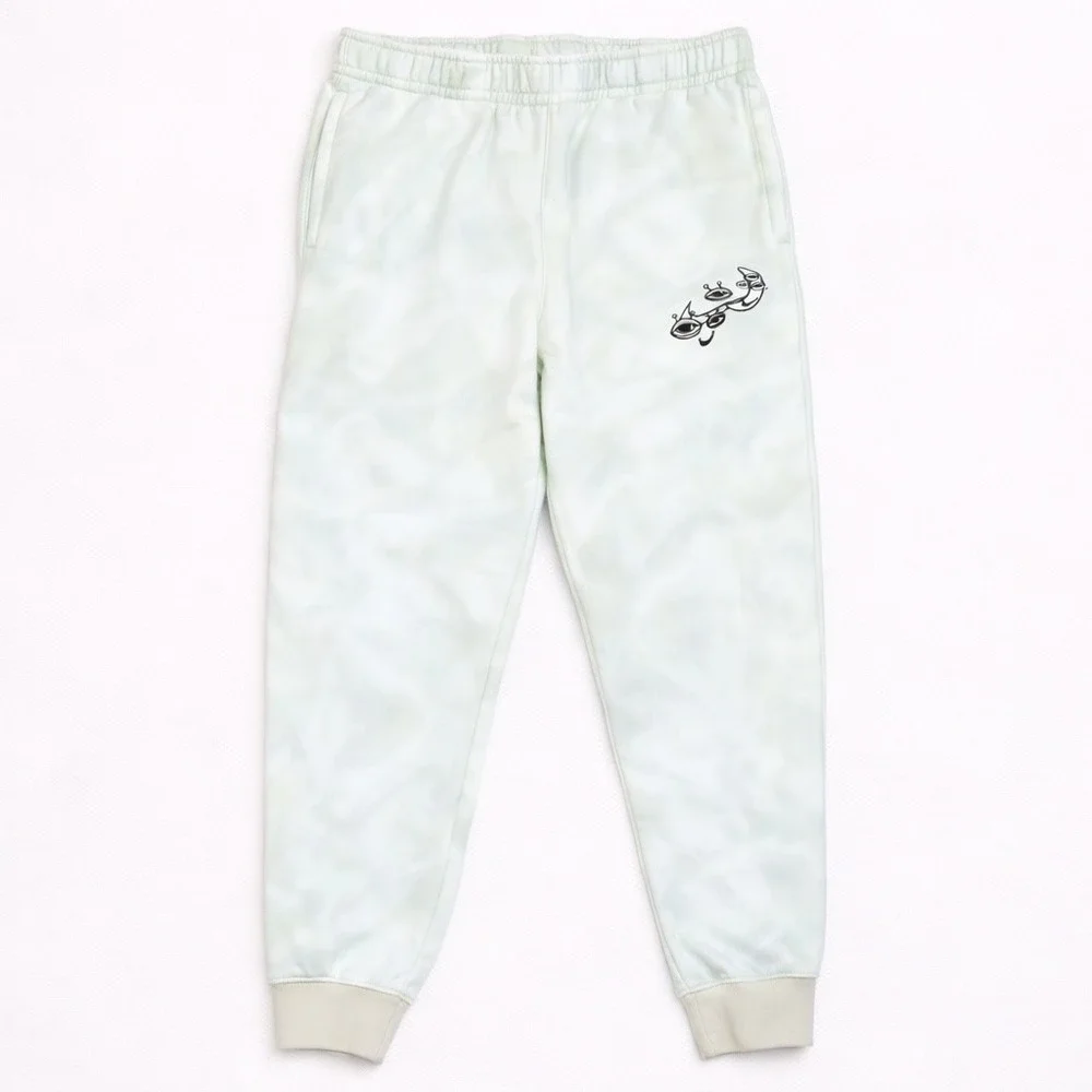 Nike Rattan Sportswear Club Fleece Joggers Mens M Tie Dye Eye Graphic DZ3064-206